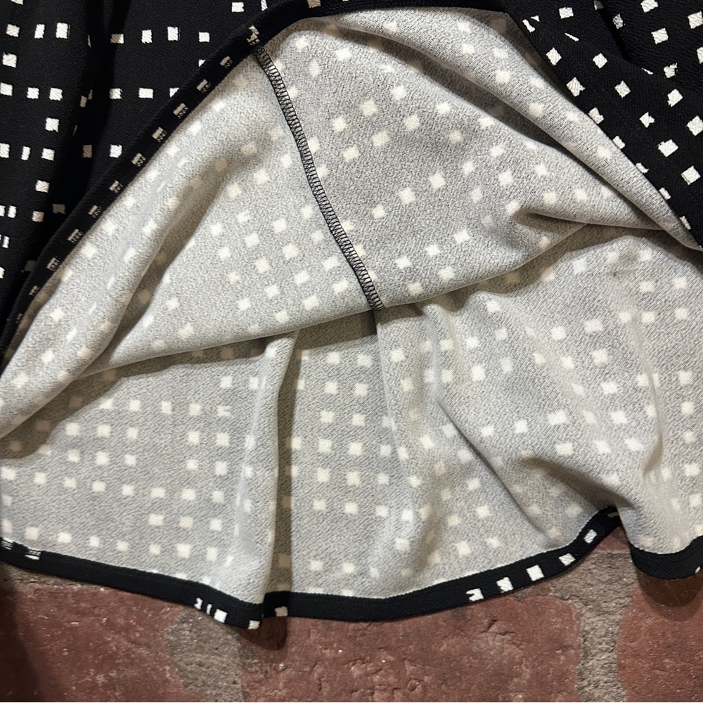 LuLaRoe Amelia Black & White Square Pattern A-line Dress Small Pleated Pockets - Picture 10 of 14